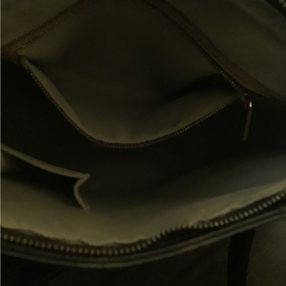 Authentic LV Monogram Looping GM - Picture 10 of 11